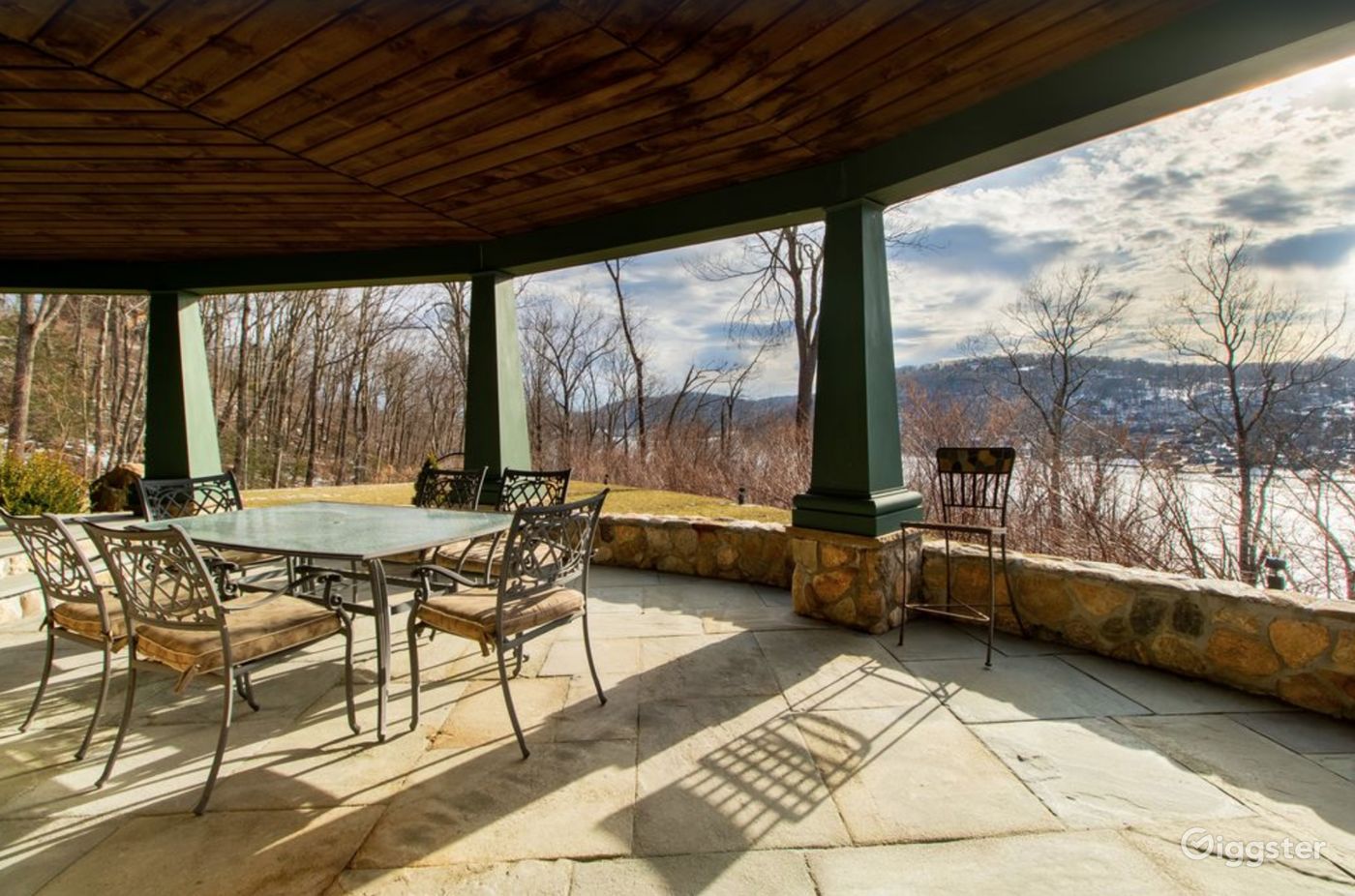 Very Private Candlewood Lake Exclusive Home Rent this location on