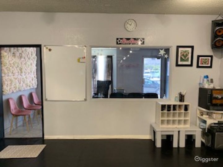 Well Equipped Dance Studio in Yucca Valley Rent this location on Giggster