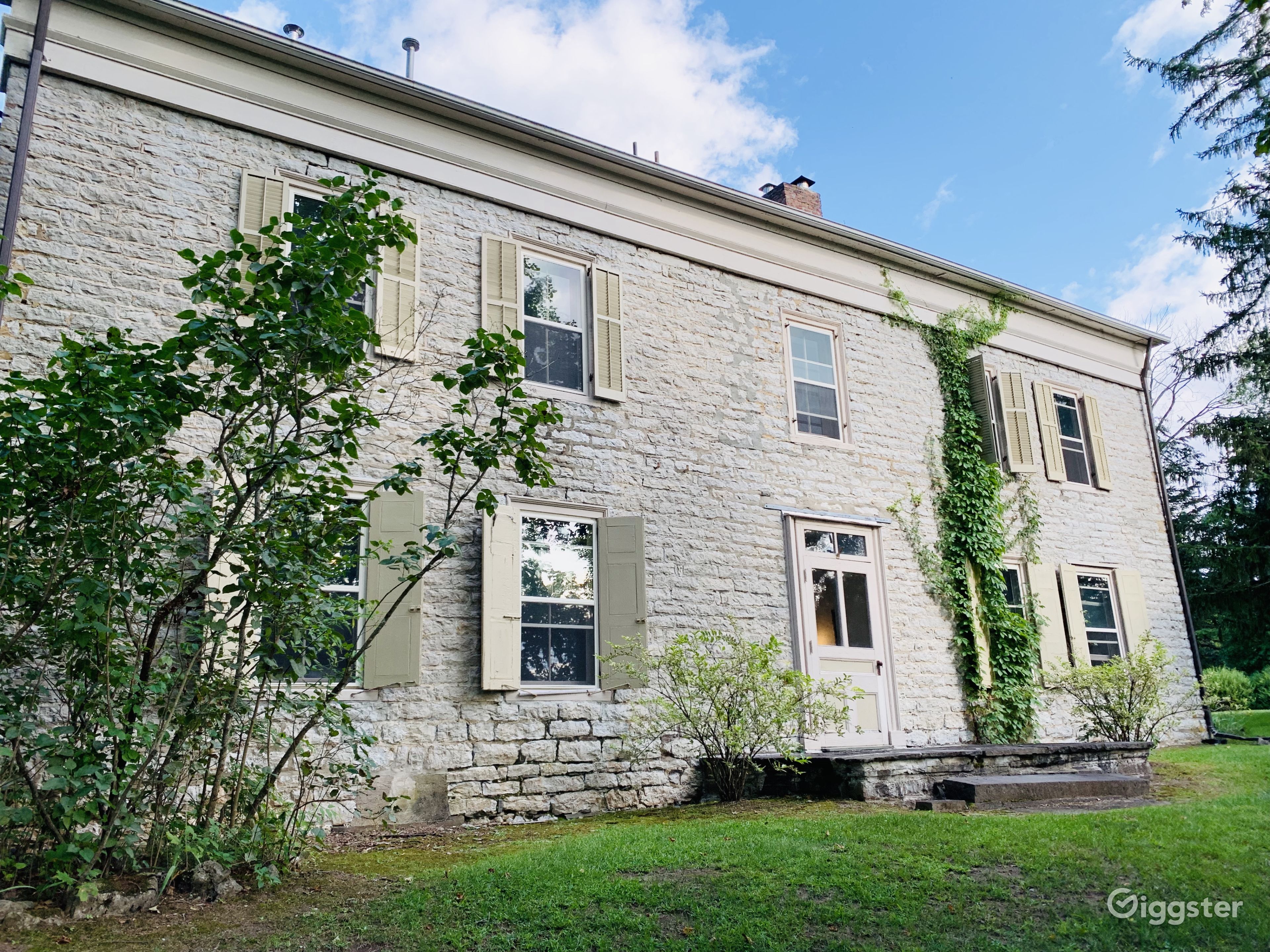 Oliver House Rent this location on Giggster