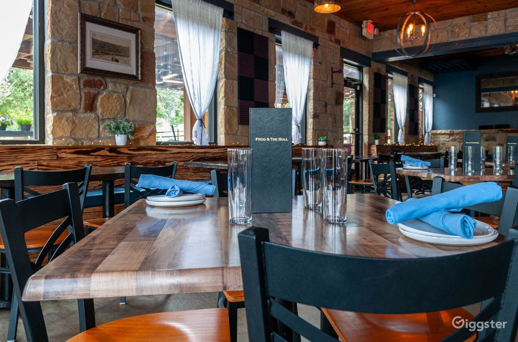 Sophisticated and Classy RestoBar in Austin TX Buyout Rent this