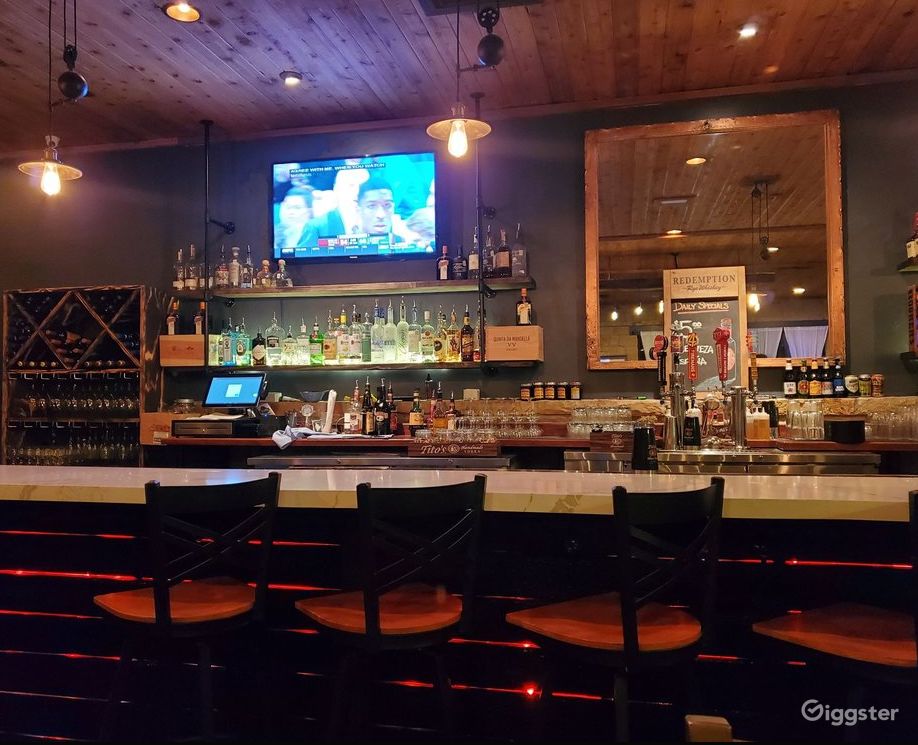 Sophisticated and Classy RestoBar in Austin TX Buyout Rent this