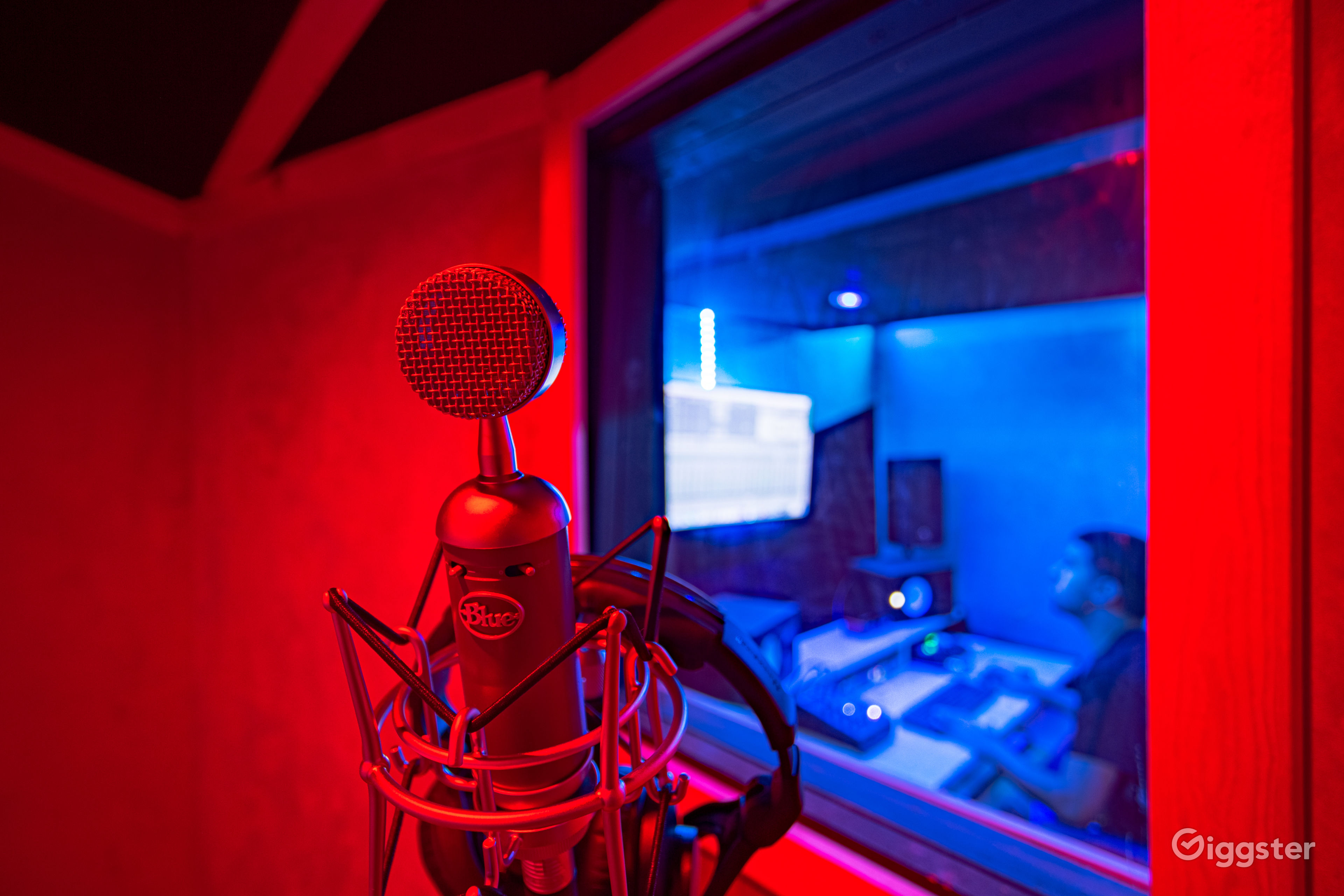 Empty Recording Studio Space For Rent Los Angeles - ud36t2e