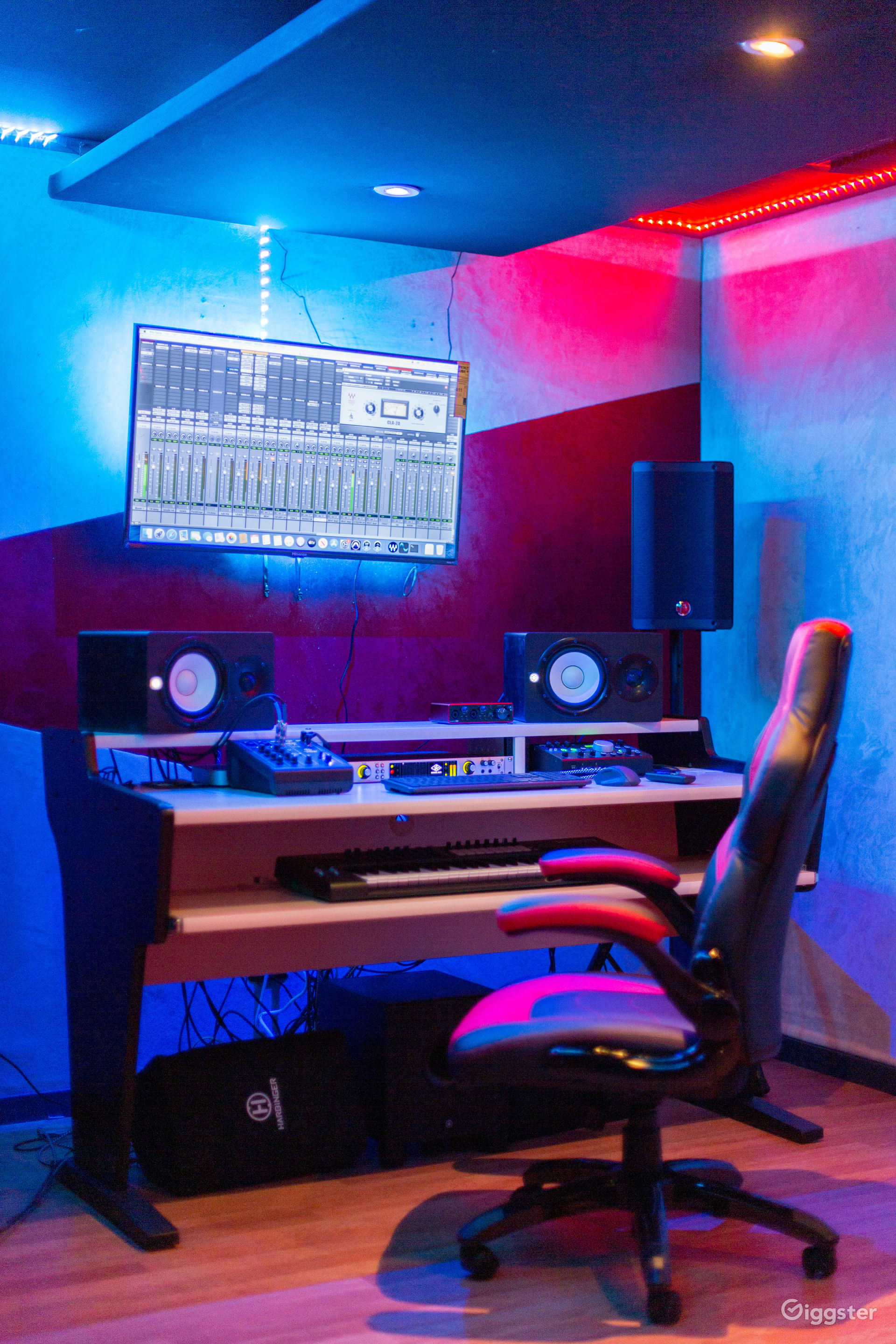 Empty Recording Studio Space For Rent Los Angeles - jzu68r0