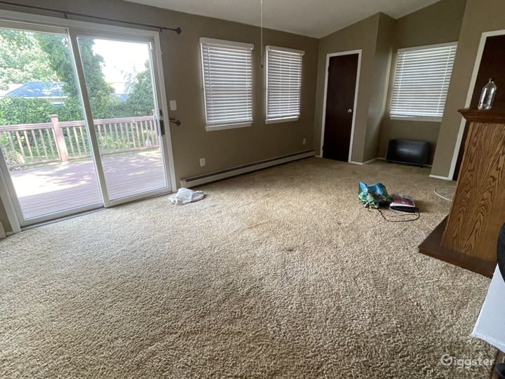 Creative space single family home in Long Island Rent this location