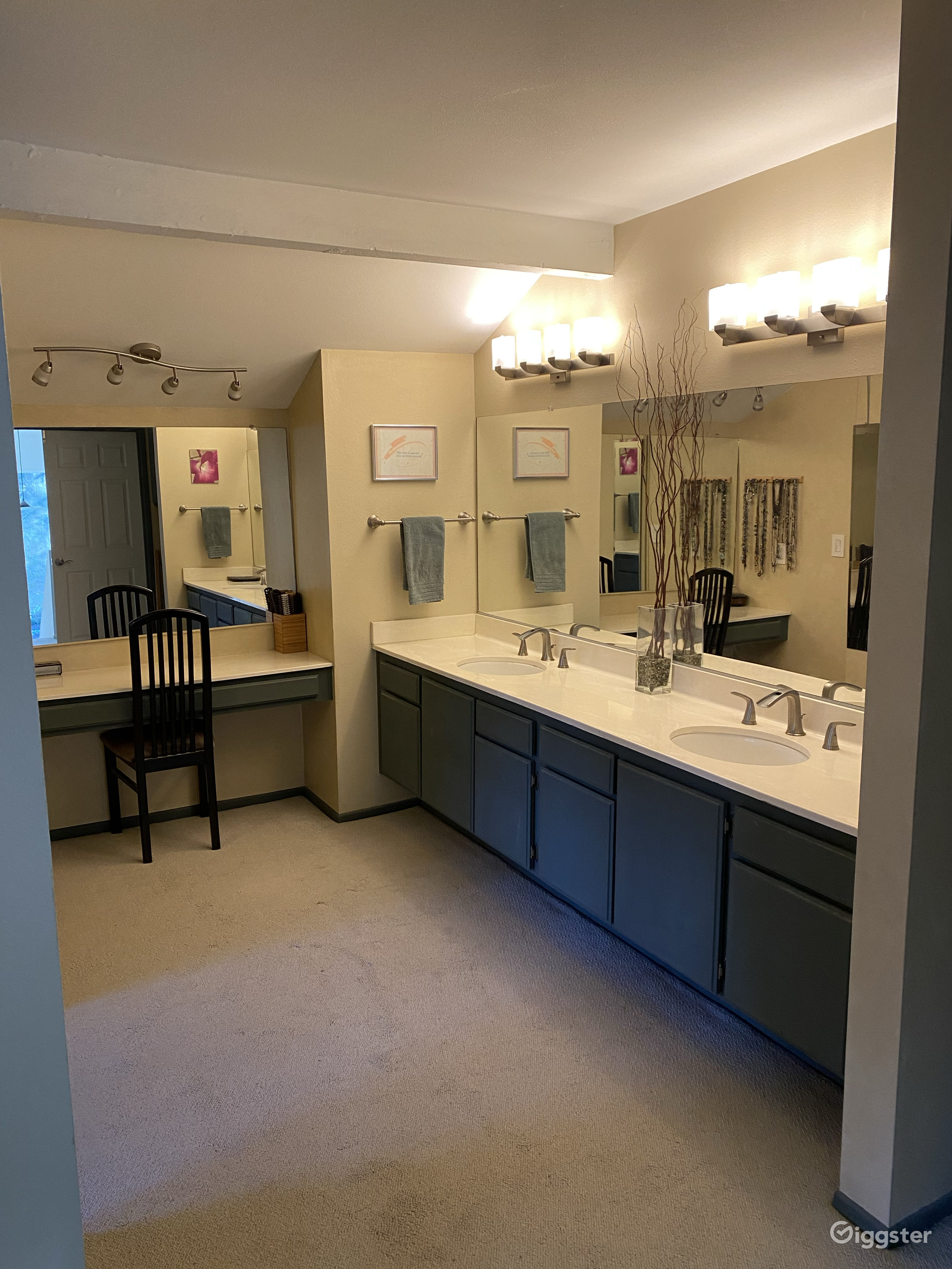 3 Story CuldeSac Stunner Surrounded By Tall Trees Rent this location