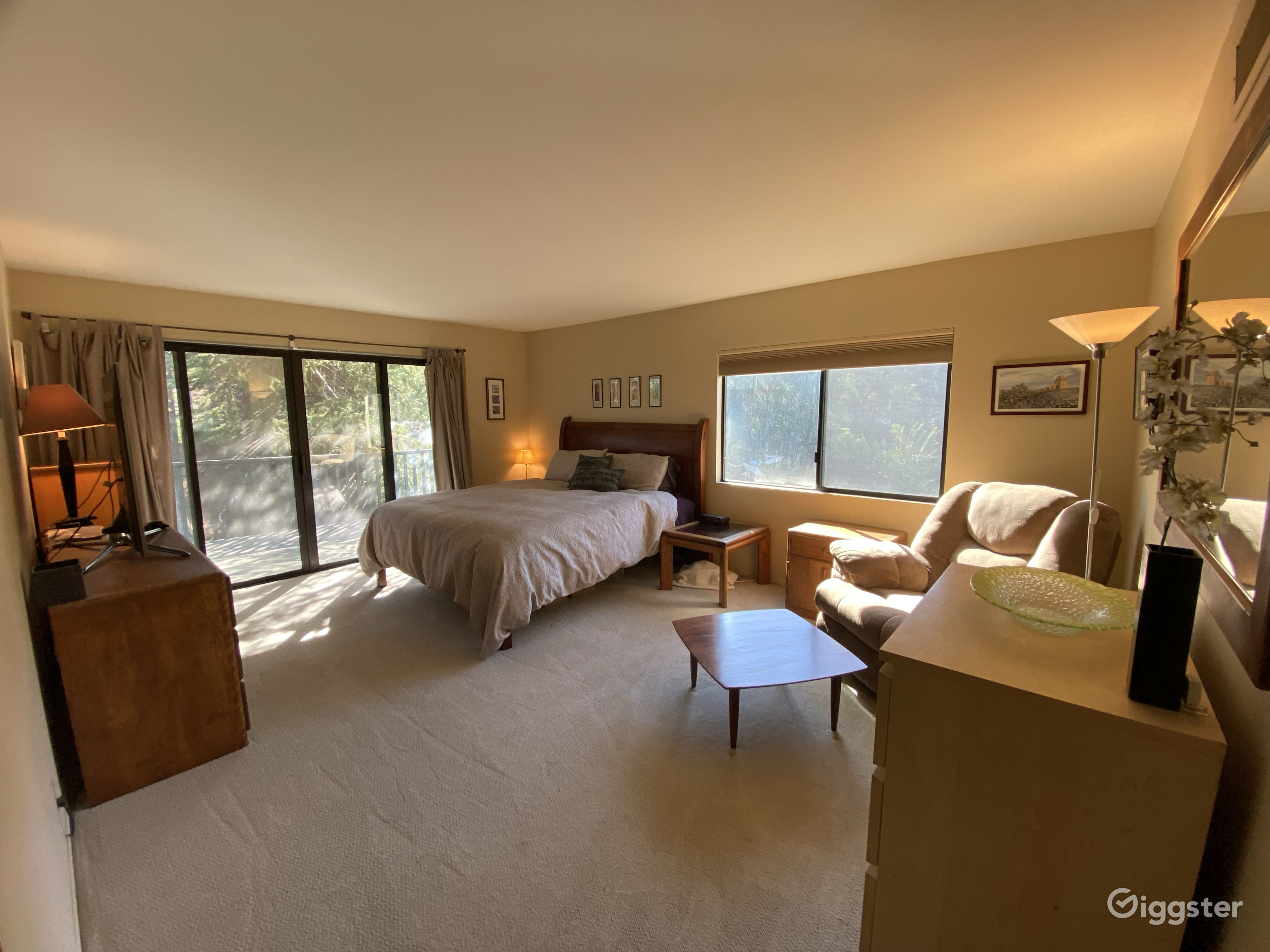 3 Story CuldeSac Stunner Surrounded By Tall Trees Rent this location