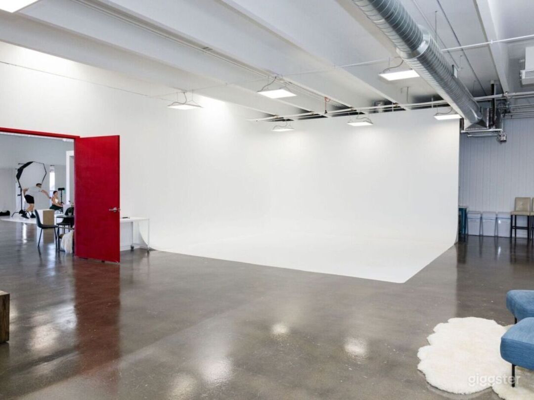 Large Studio with Cyc Wall
