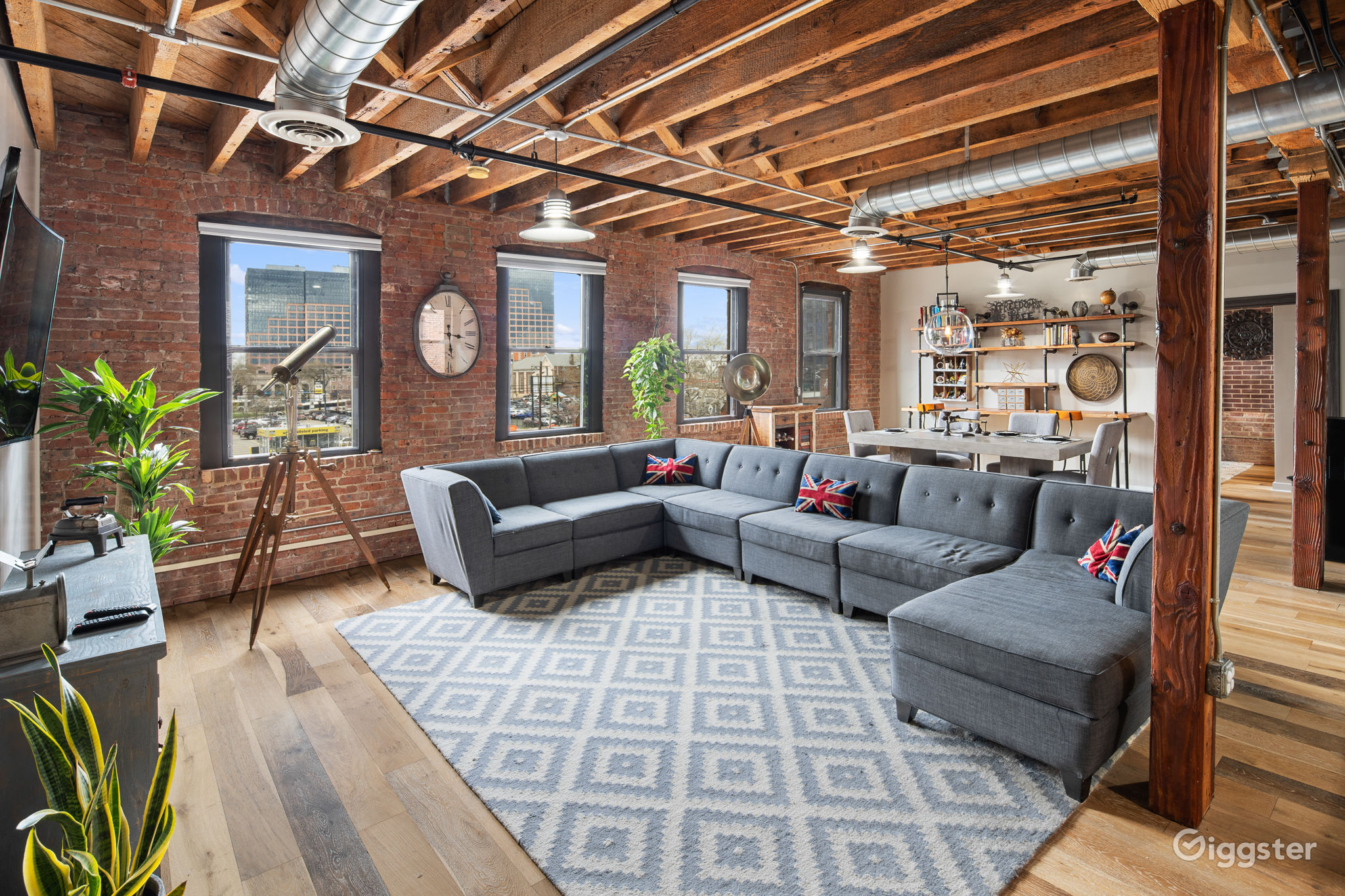 Urban Industrial Loft with Lots of Natural Light | Rent this location ... - Industrial Urban Loft Conversion