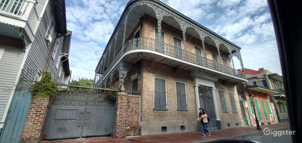 NOLA Historic Estate Rent this location on Giggster
