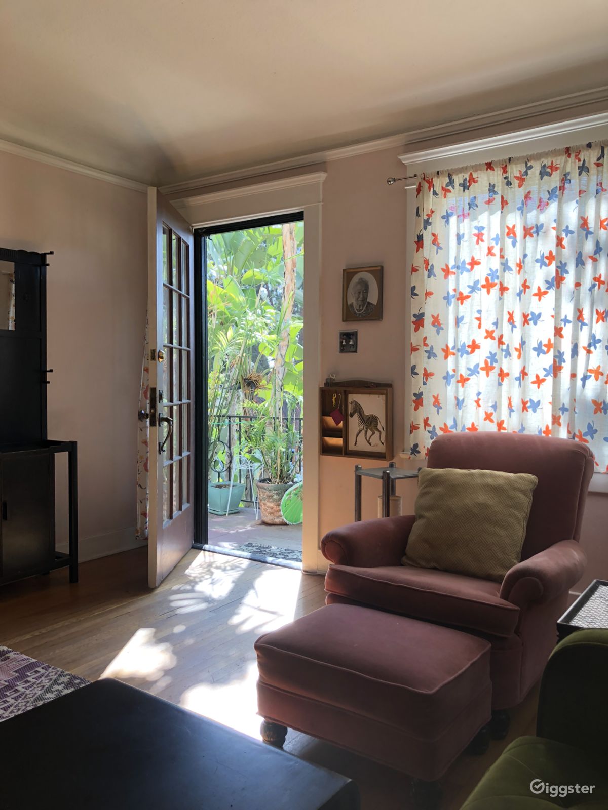 Rent 1930 S Vintage Style Townhouse Apartment Condo Rent The Apartment Condo Residential 1930 S Vintage Style Townhouse For Film
