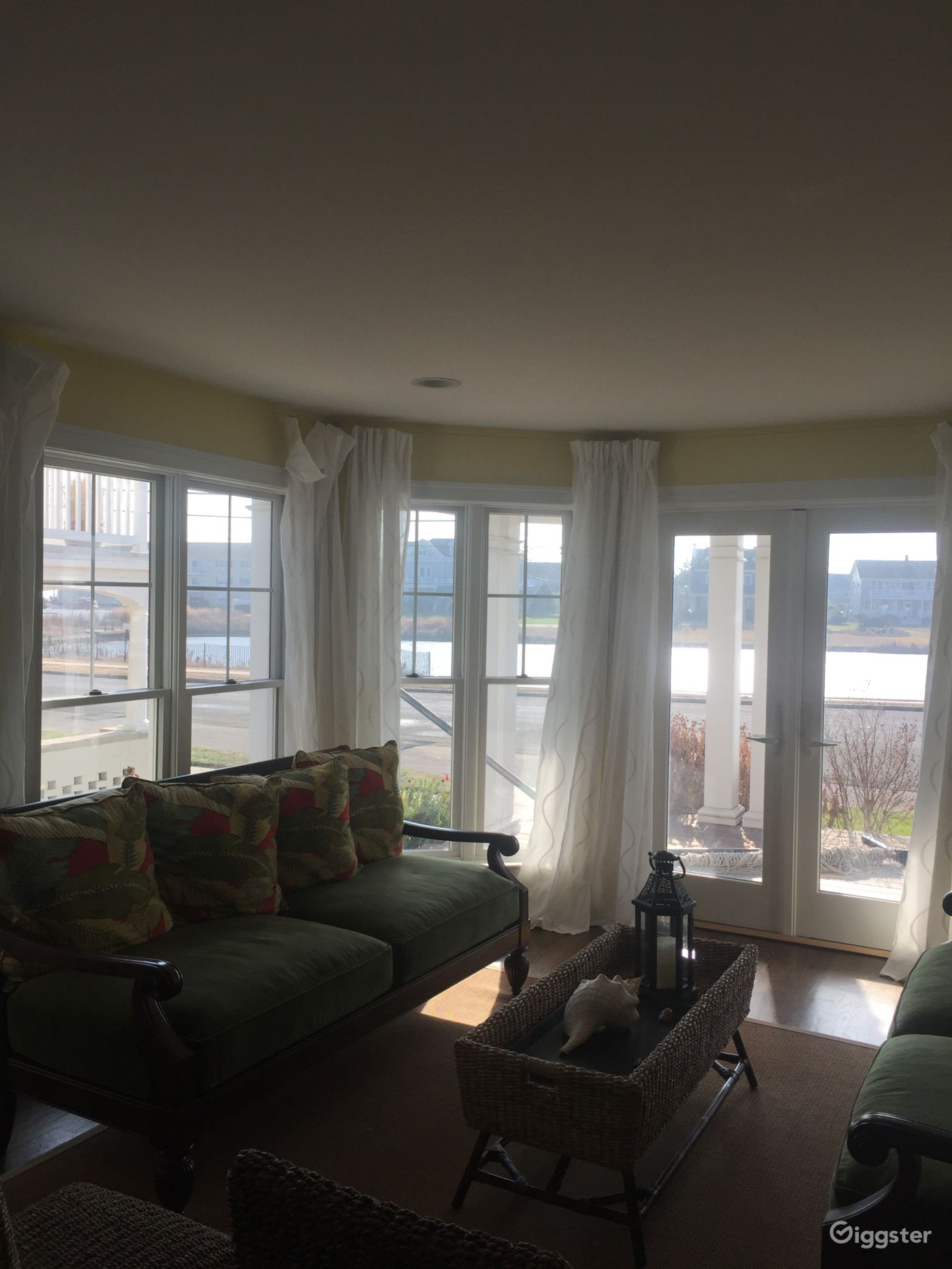 Jersey shore beach house Rent this location on Giggster