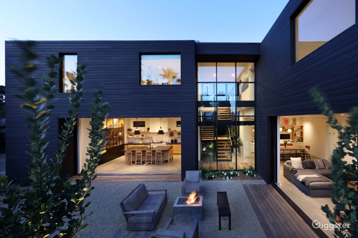 Rent the houseresidential venice bright modern for filming photo shooting in los