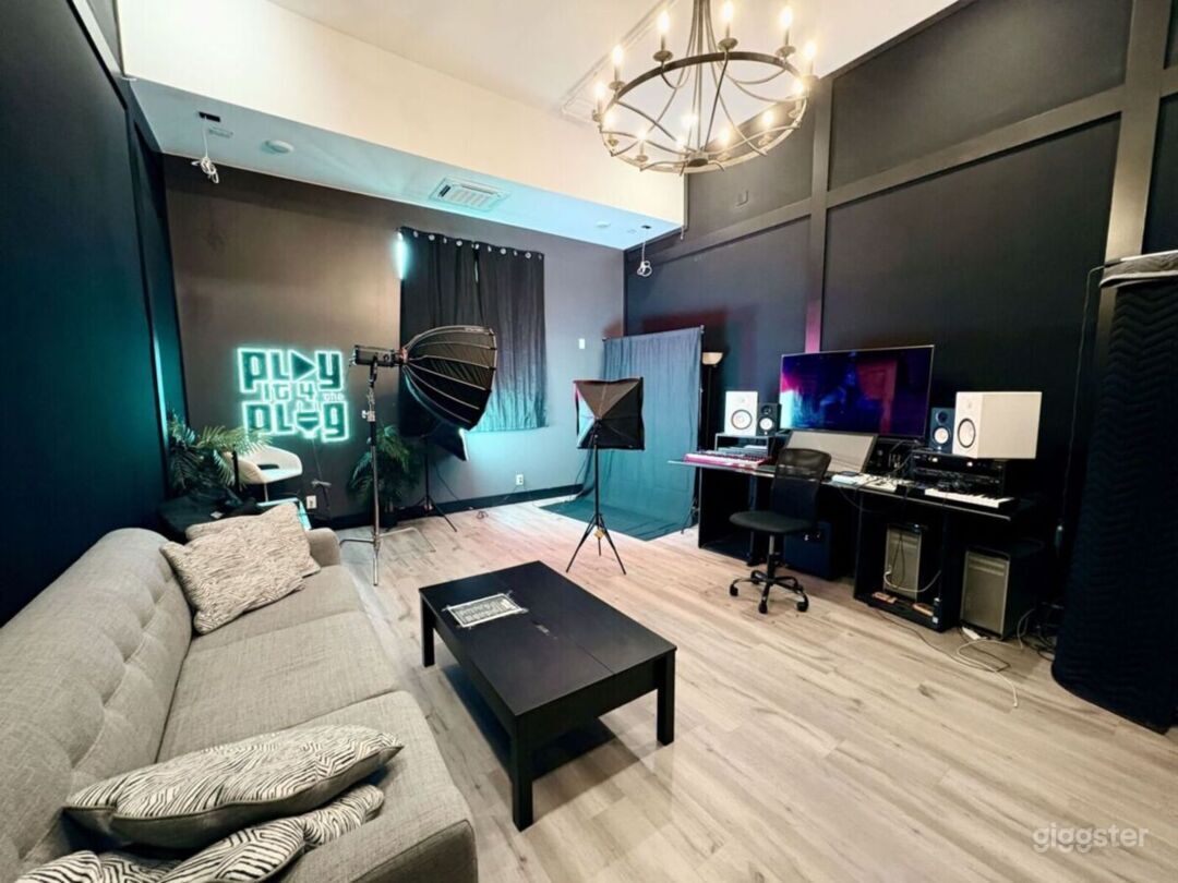Visual Reference: Private Music Recording Studio Photo Studio