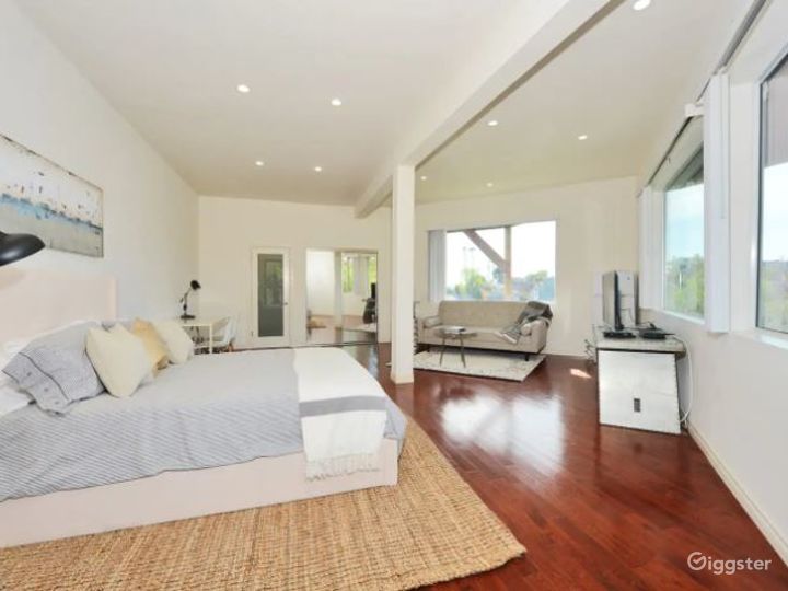 The Great Hollywood Hills Private Guest House Rent this location on Giggster