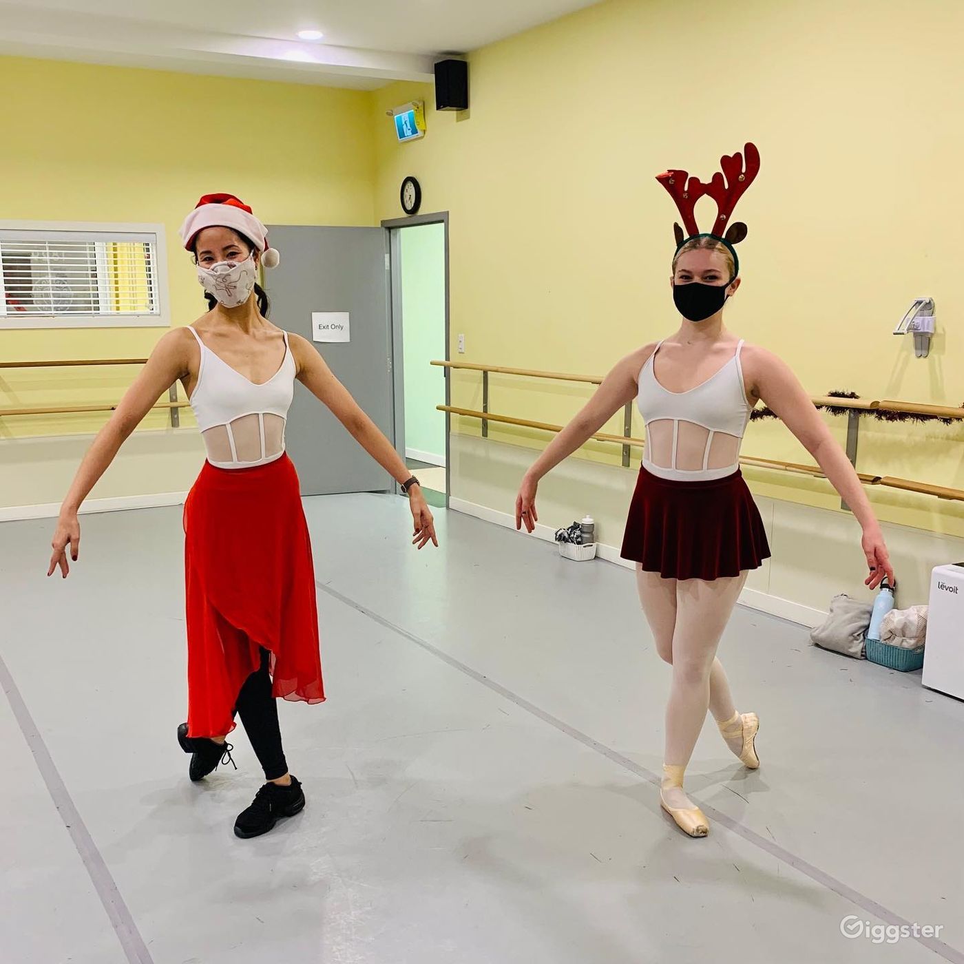 Banana Studio Warm & Dance Studio 3 Rent this location on