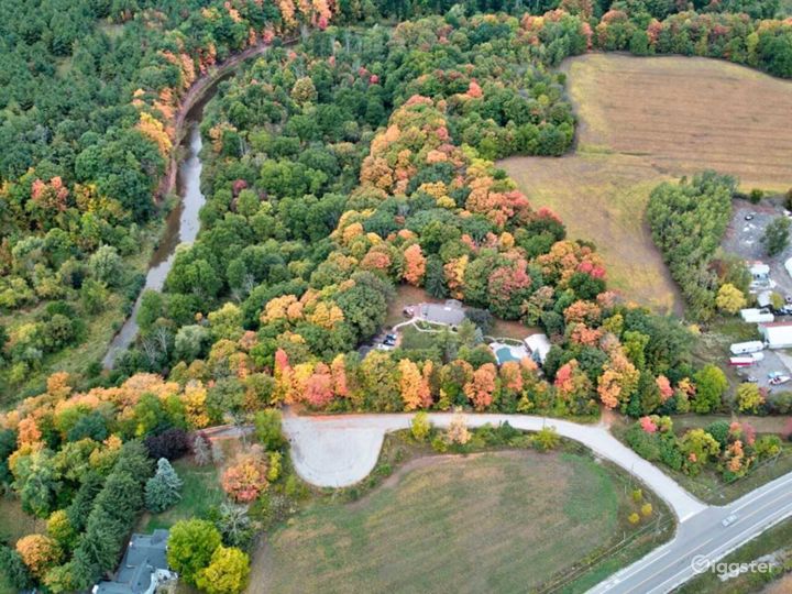 East Hamilton Mountain Rent this location on Giggster