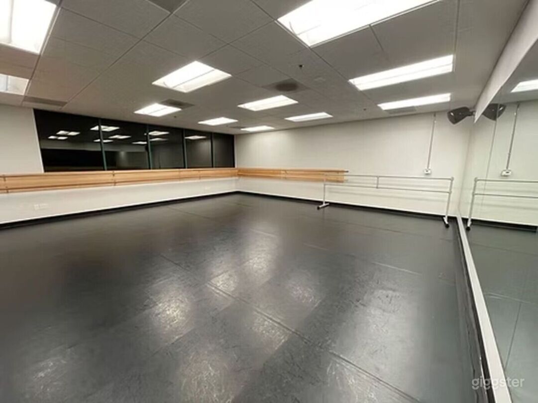 Studio G Rental DANCE STUDIO G 600 sq ft | Rent this location on Giggster