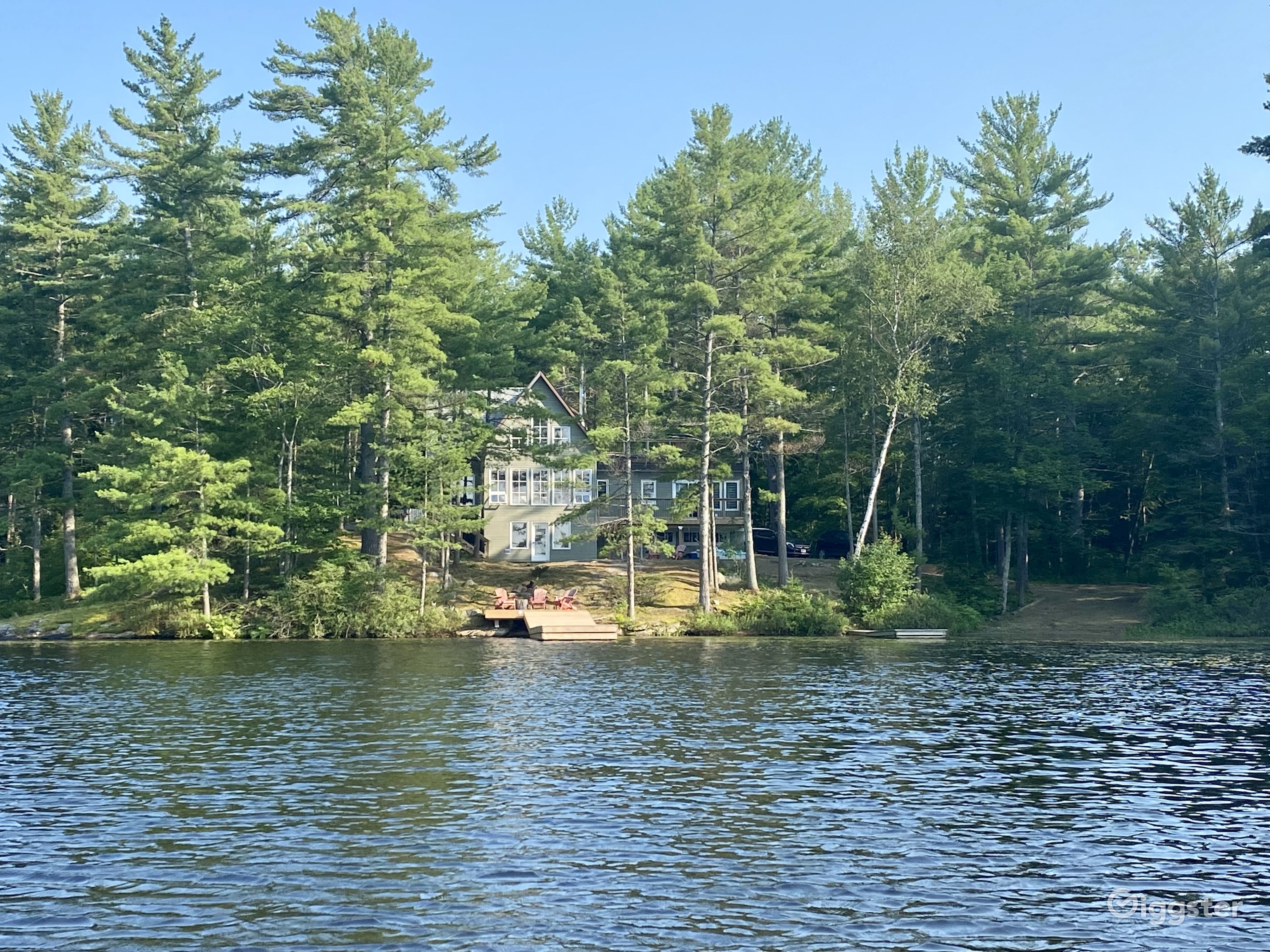 Curated visual reference: Private Lakefront 4 Season Luxury Cottage Rent This Location On Photo Inspiration