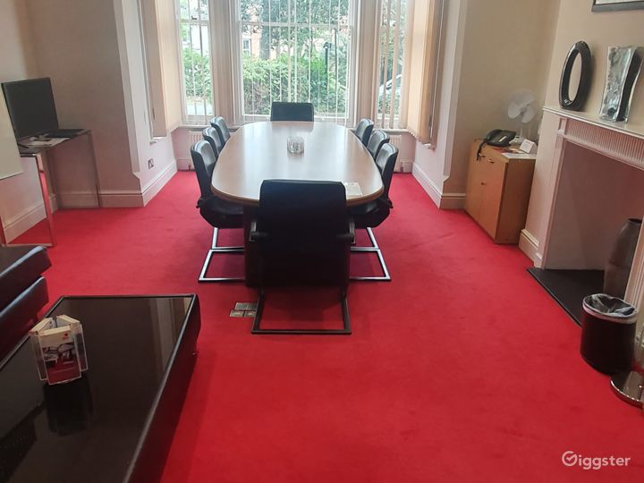 Castle Donington Executive Room Rent this location on Giggster