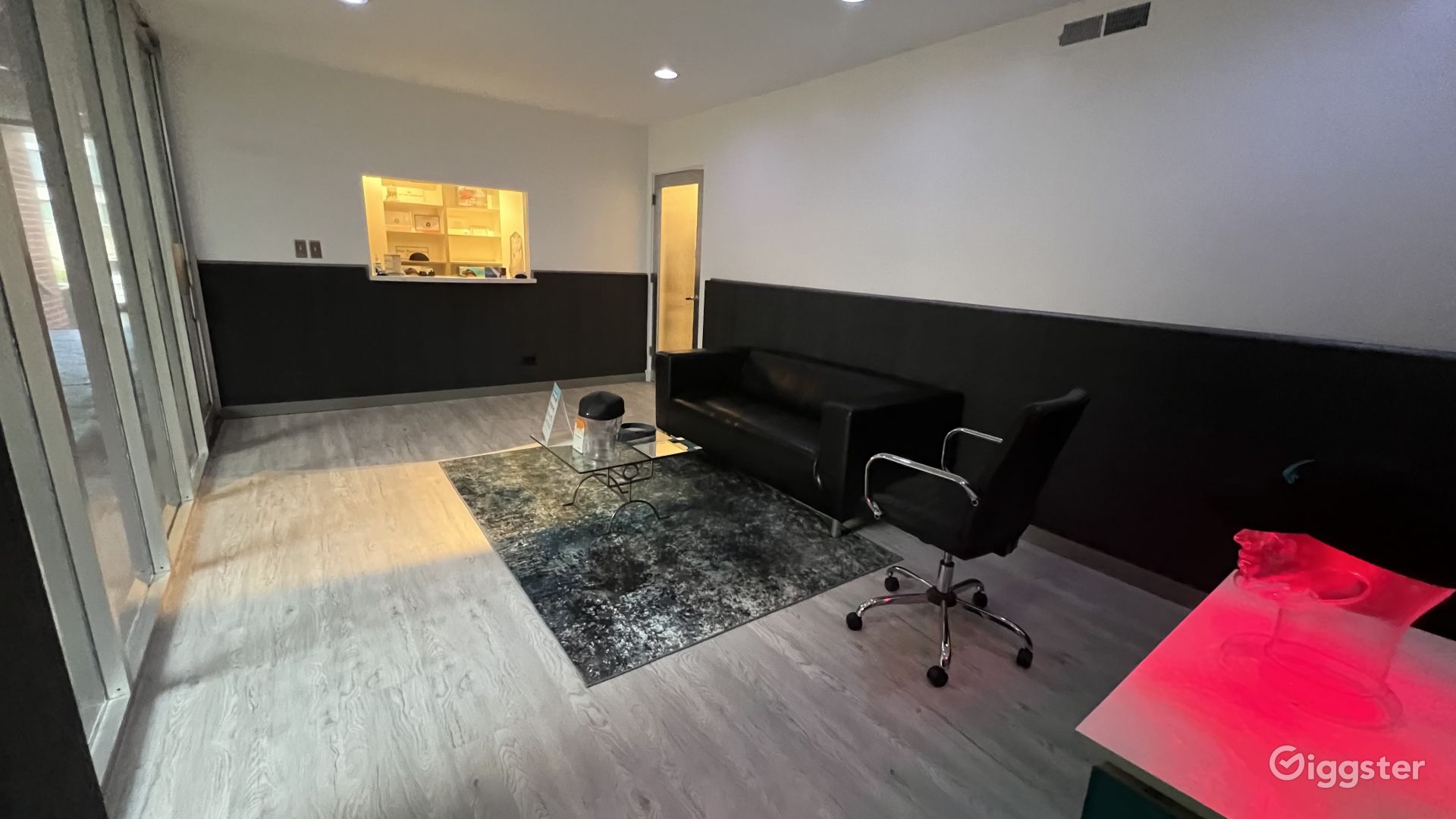 Medical Office Rent this location on Giggster