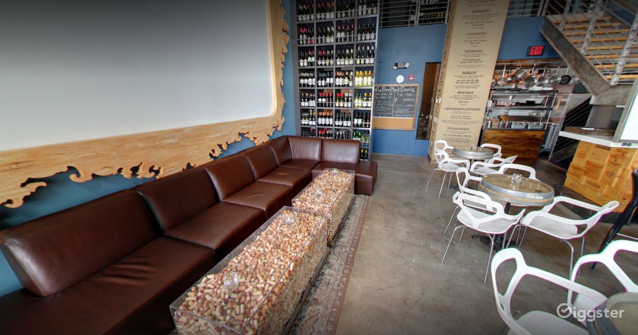 Modern West Palm Beach Wine Bar Rent this location on Giggster