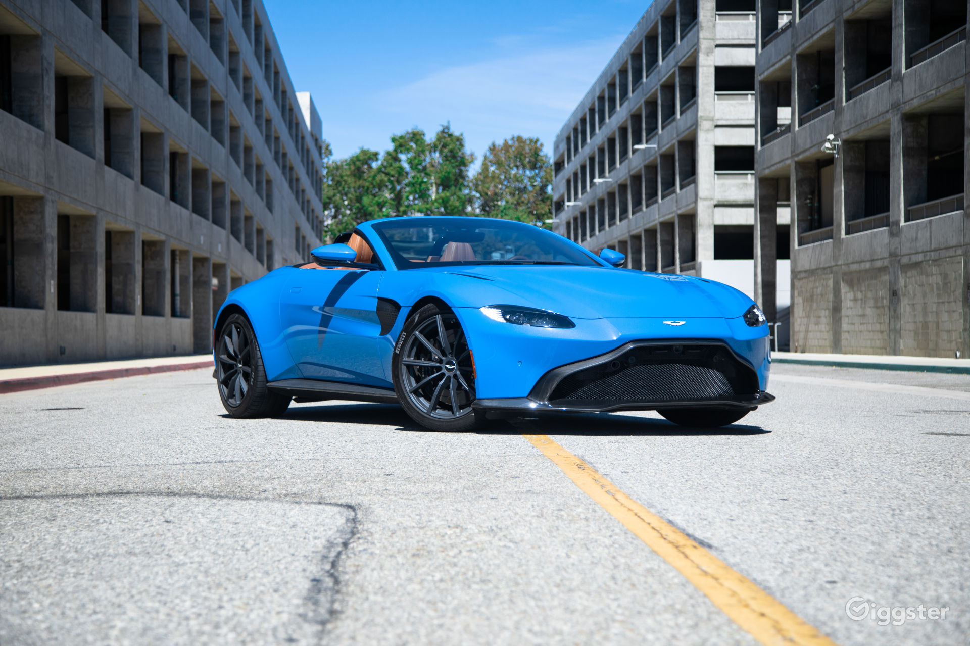 76,045 Aston Martin Rent this location on Giggster