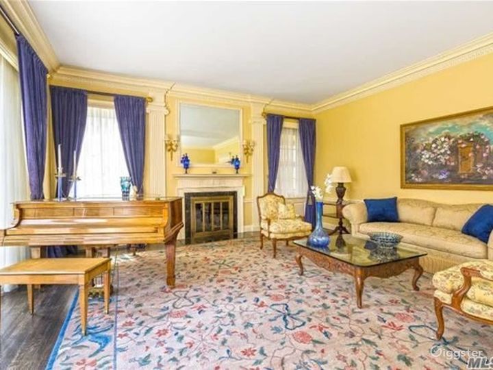 Incredible Mansion in West Hills Rent this location on Giggster