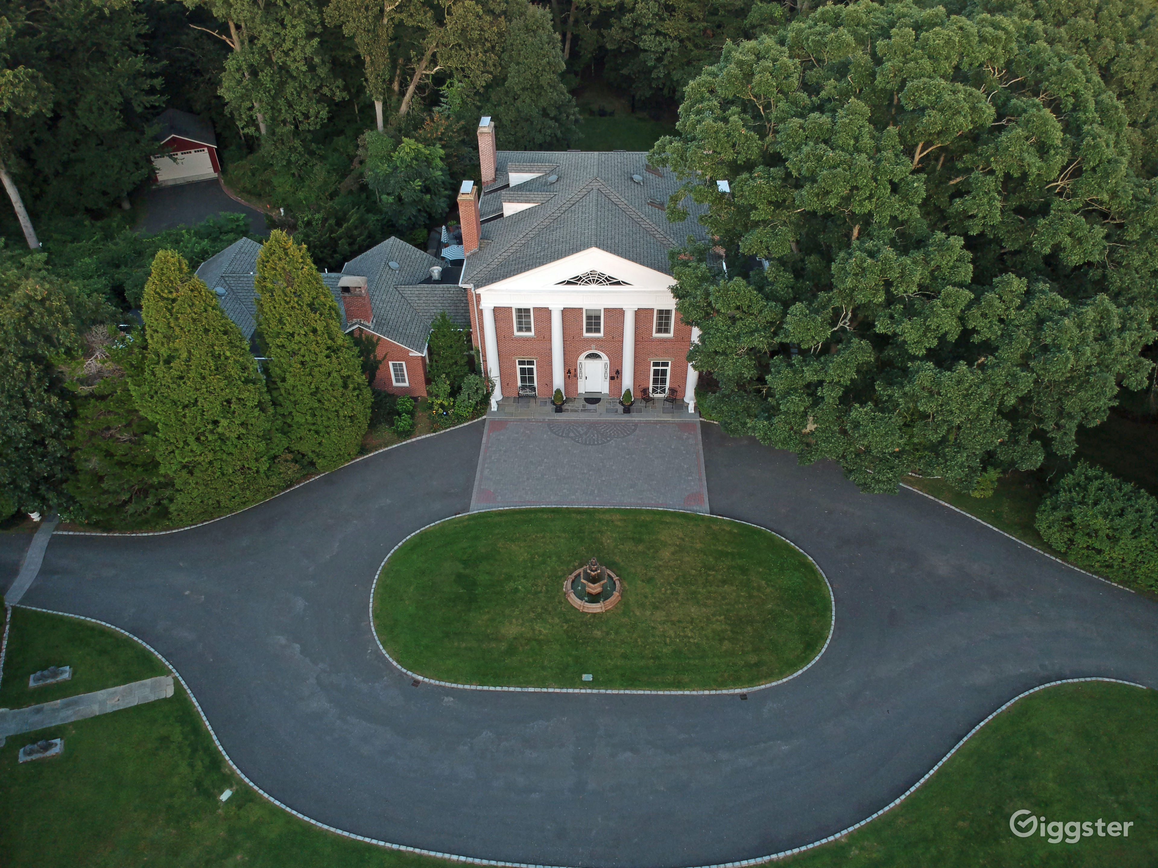 Incredible Mansion in West Hills Rent this location on Giggster