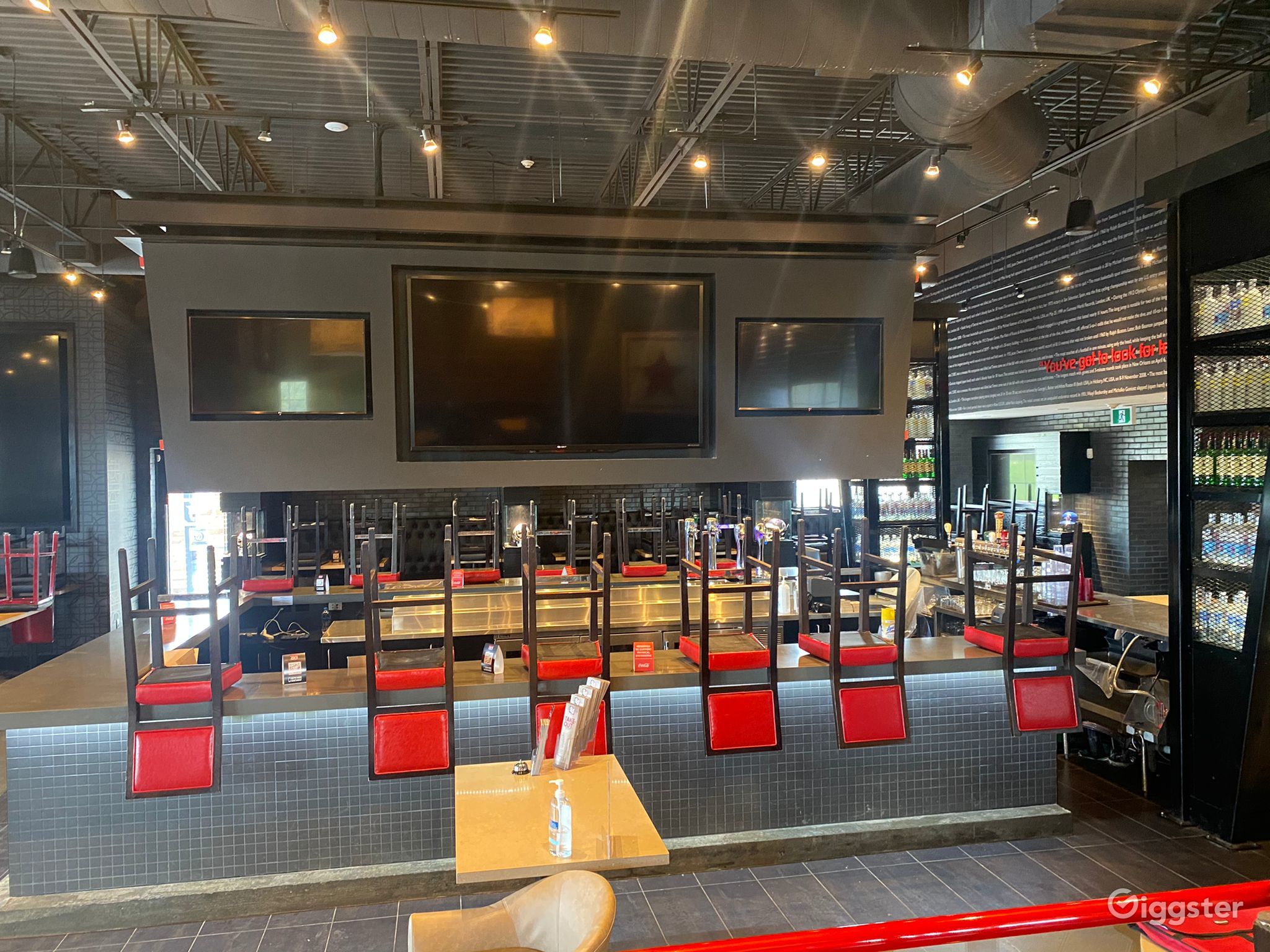 Upscale Sports Bar And Resto Rent this location on Giggster