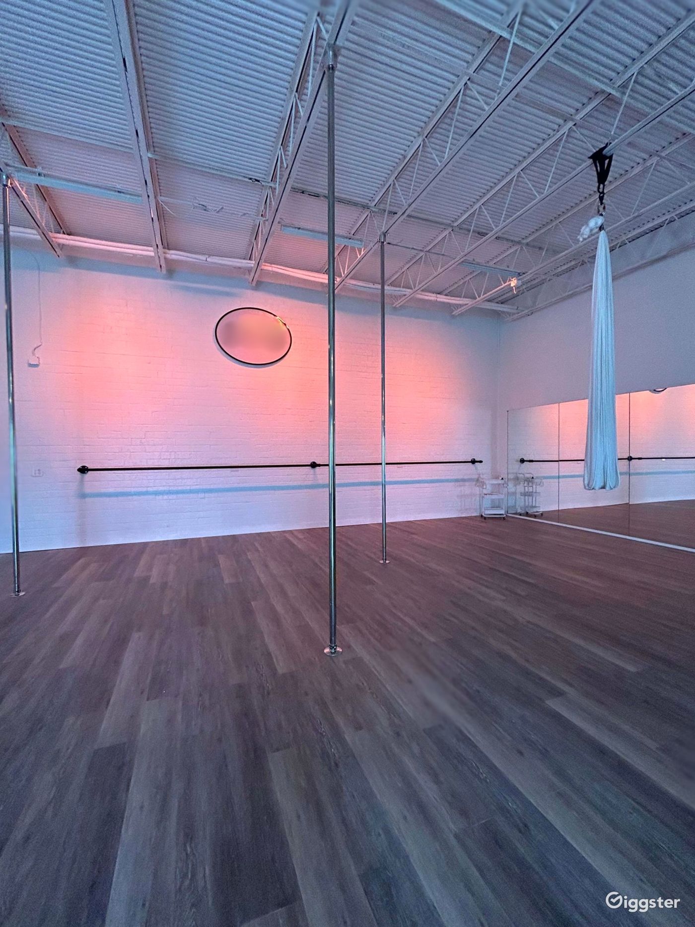 Hidden MultiPurpose Industrial Gem Rent this location on Giggster