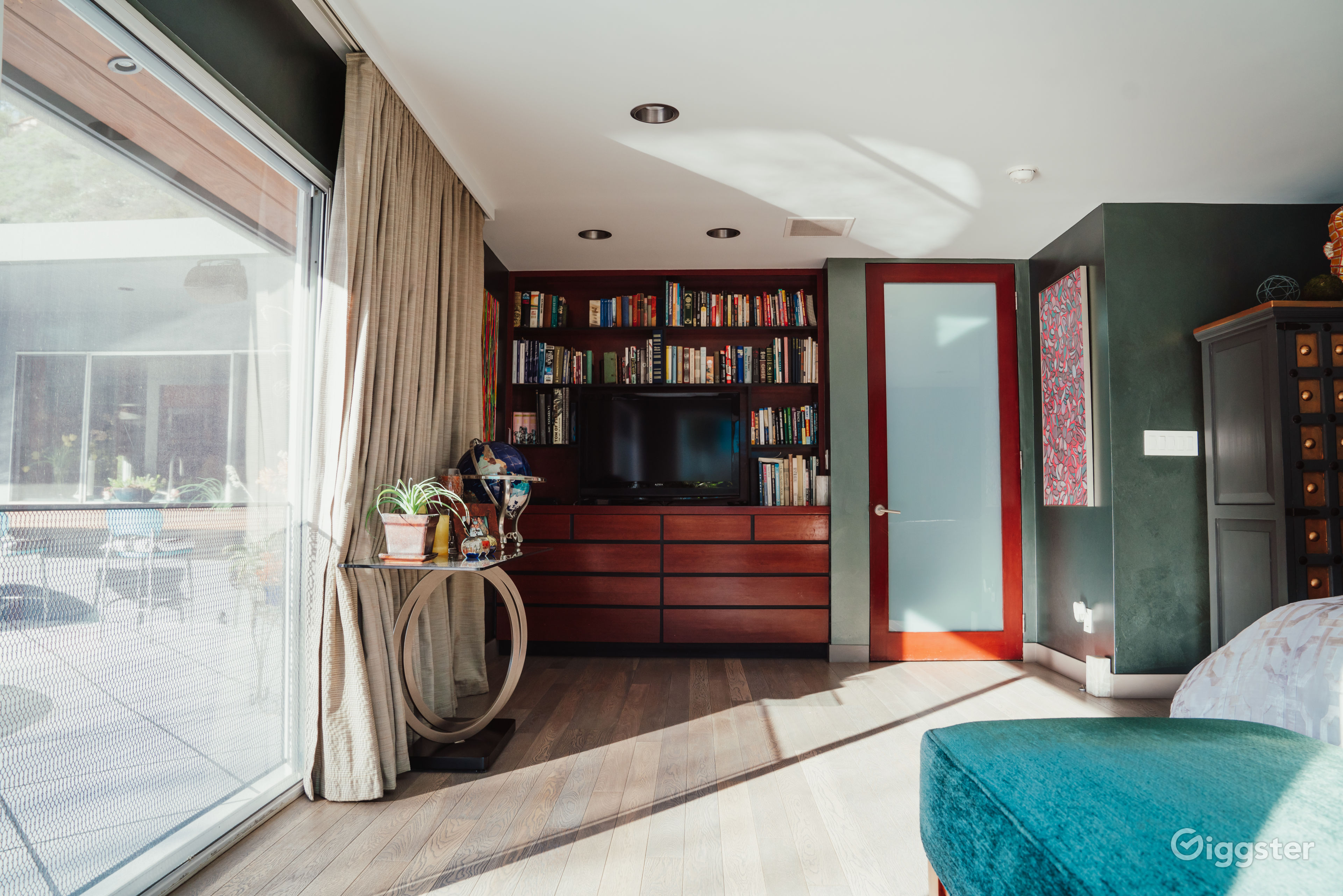 Green Hill House Rent this location on Giggster