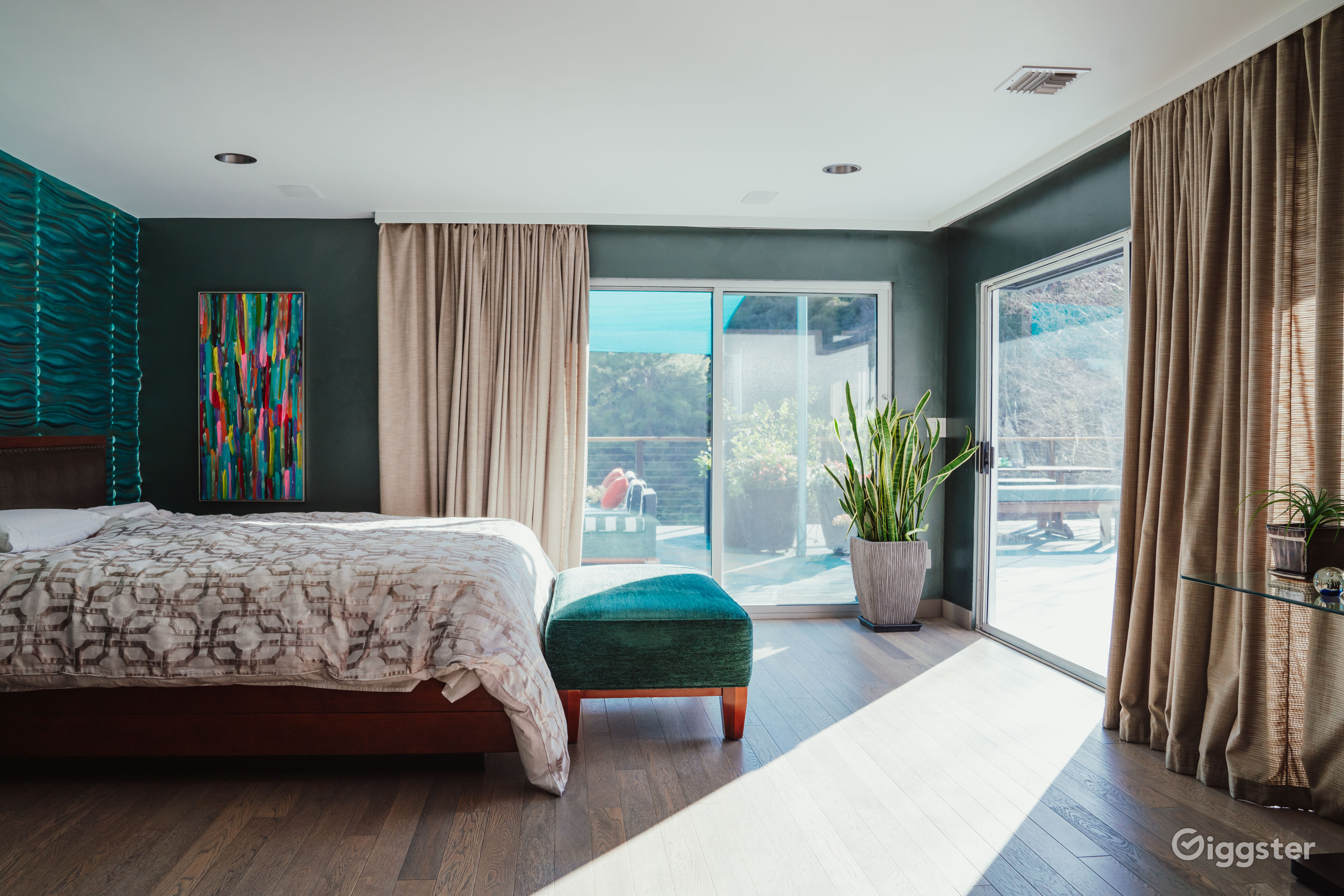 Green Hill House Rent this location on Giggster