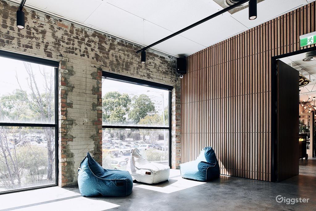 MicDrop Hawthorn Rent this location on Giggster