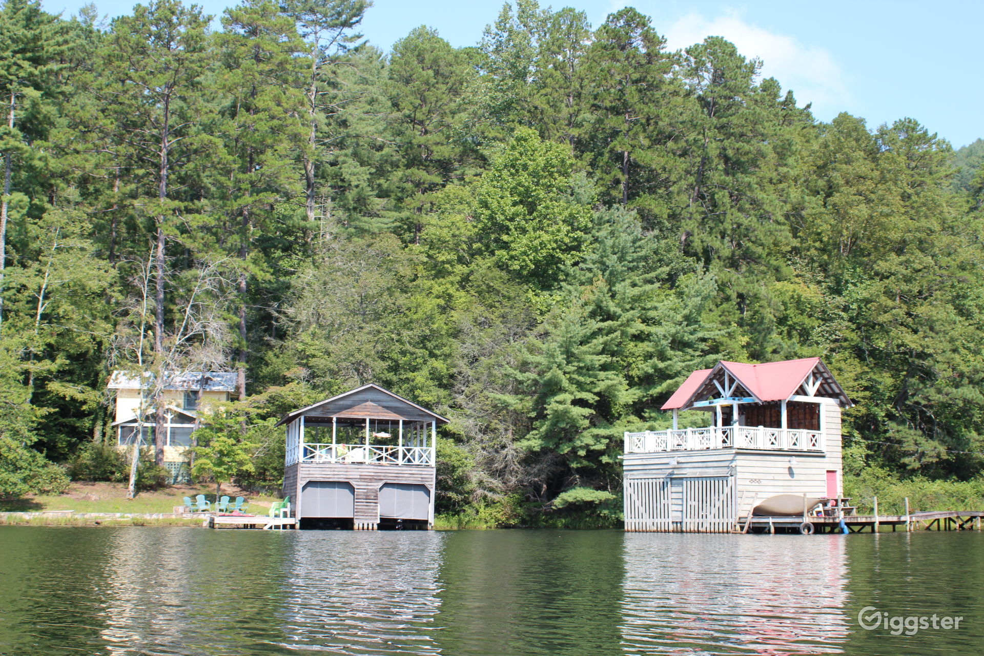 Seed Lake Rent this location on Giggster