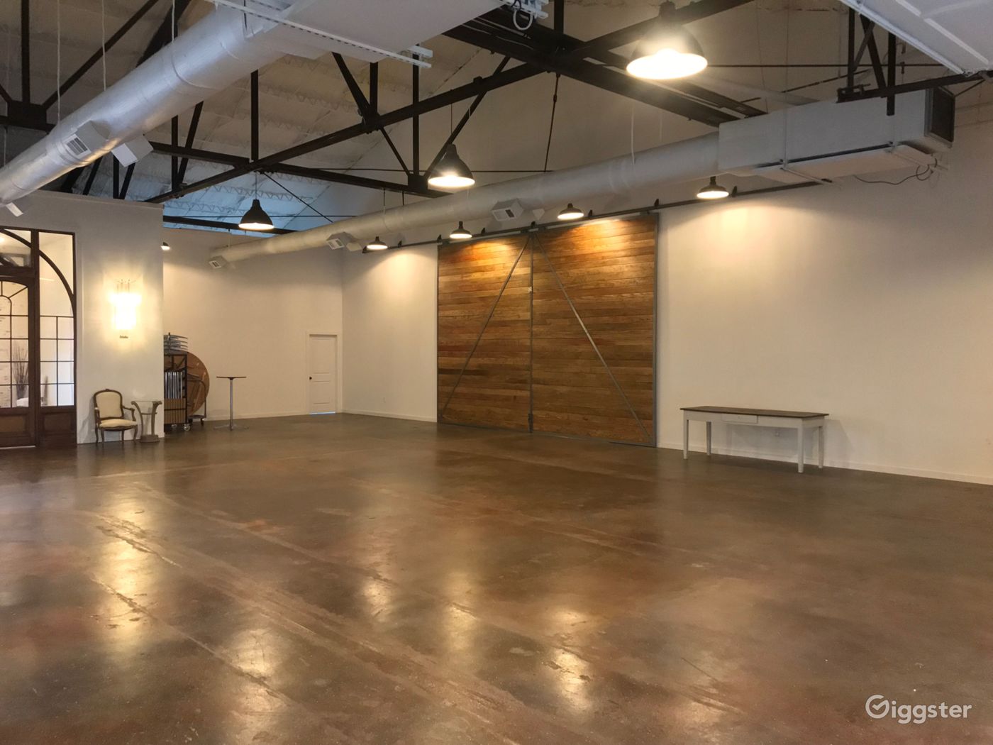 Elegant and Unique Warehouse in Atlanta Rent this location on Giggster