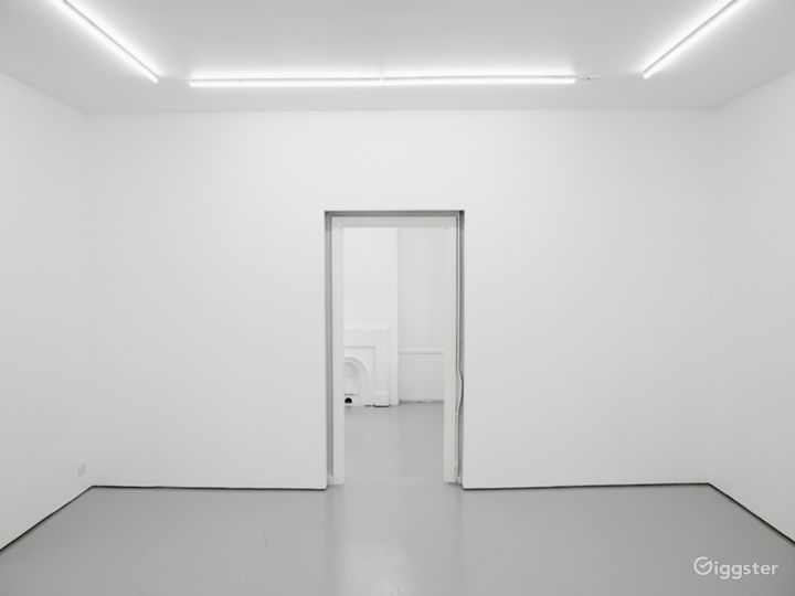 ART Gallery - Darlinghurst Photo 3