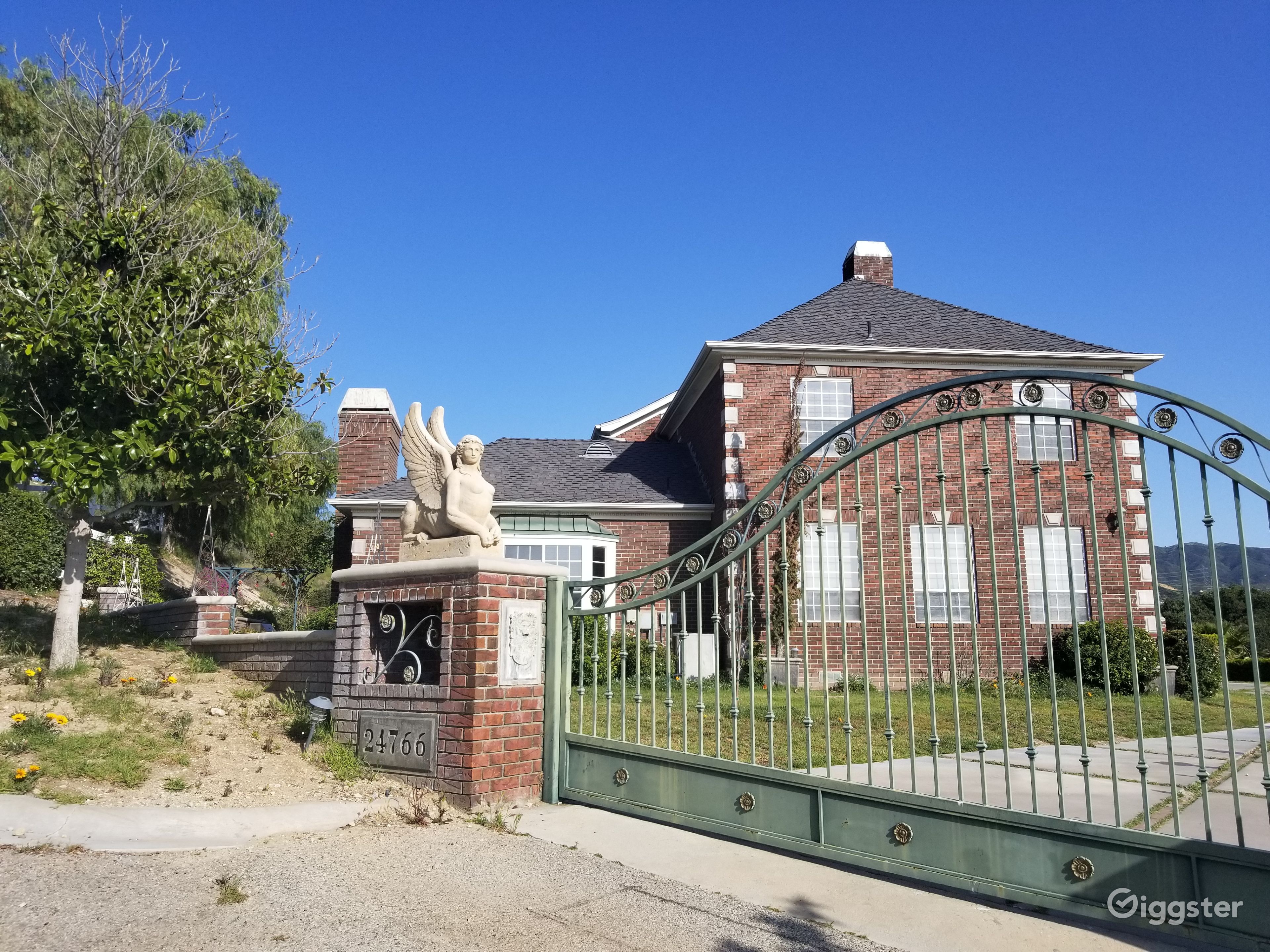 Oak Orchard Rent this location on Giggster