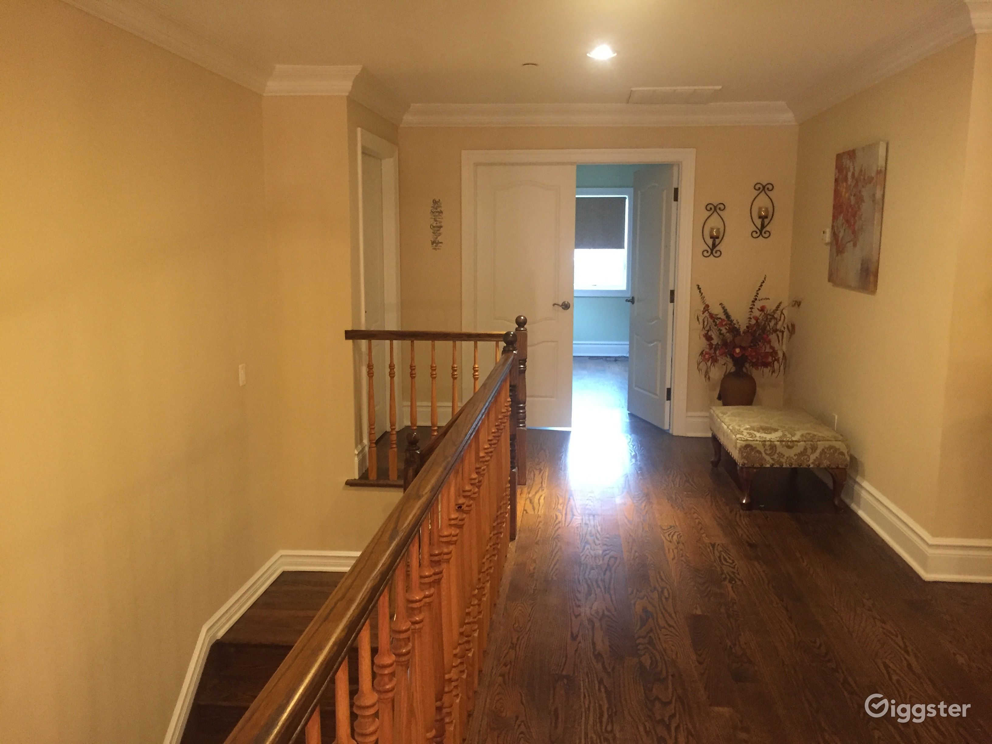 Little Neck Hills Home Rent this location on Giggster