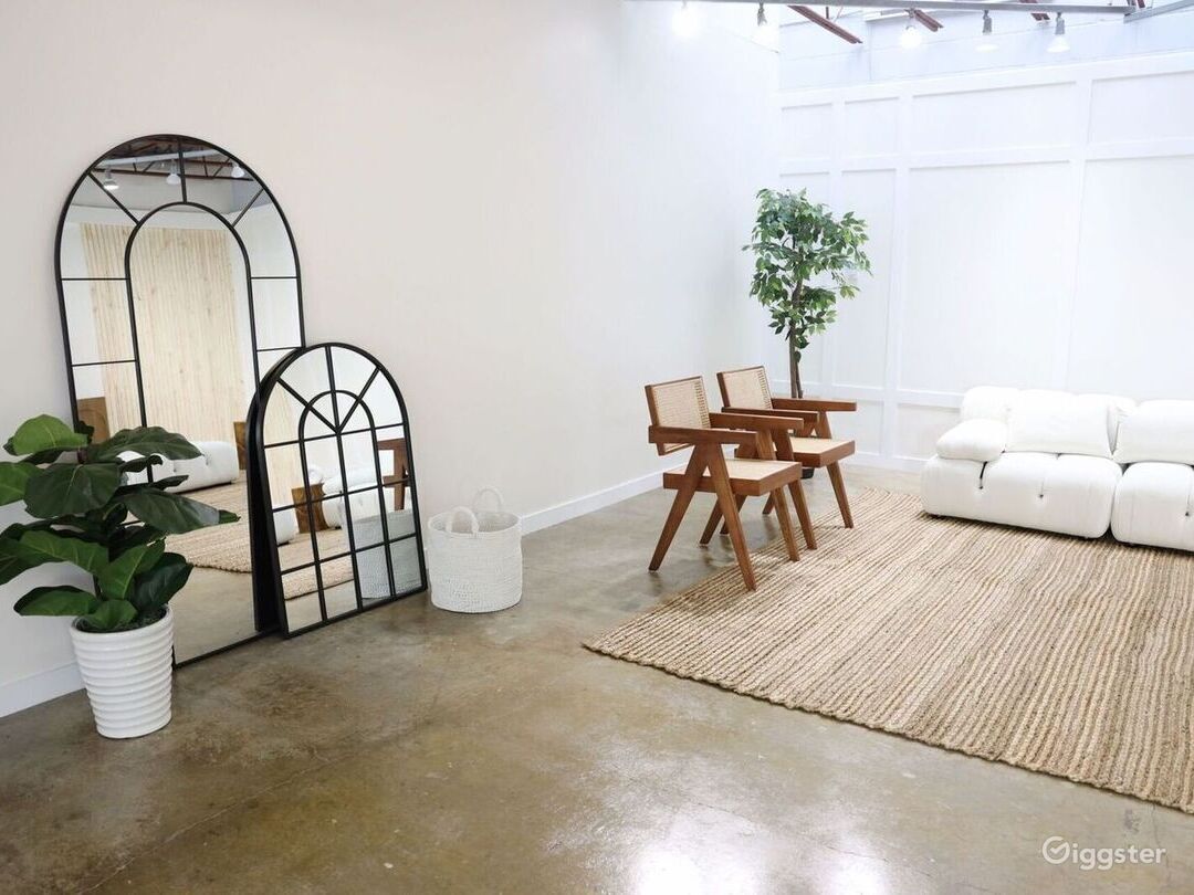  Downtown Fully Equipped Creative Studio 