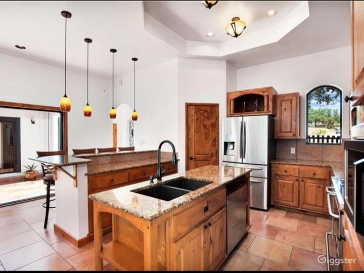 Hill Country Spanish Hacienda Photo 4