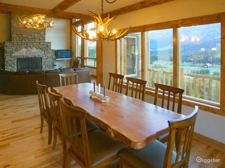 Bridger Bowl Cabin in Montana Rent this location on Giggster