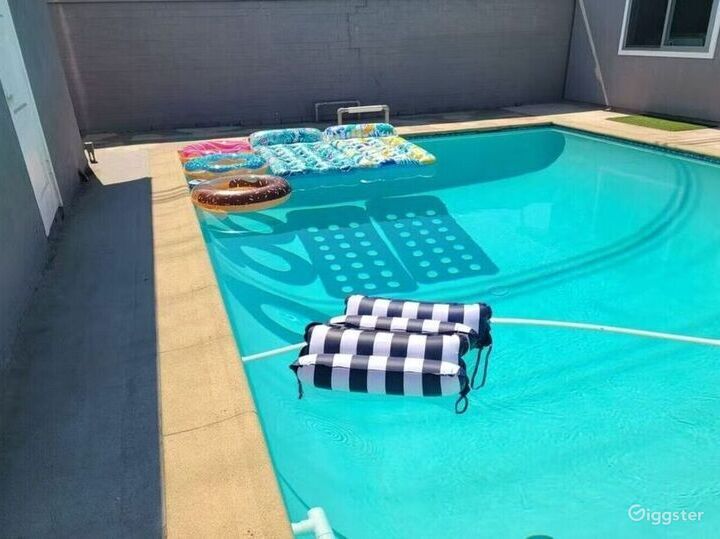 Burbank pool Rent this location on Giggster