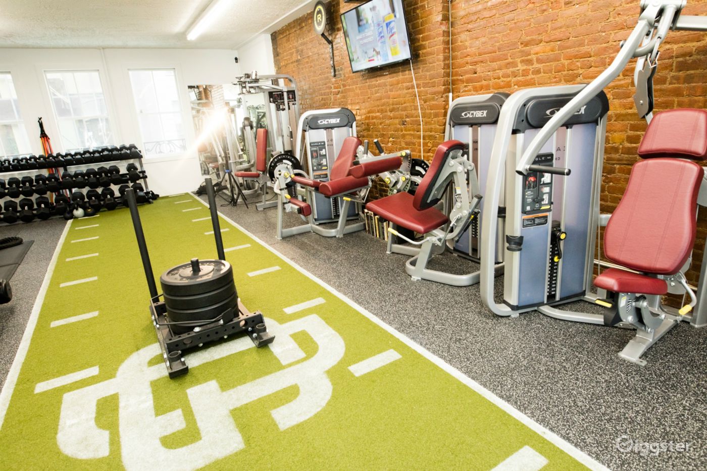 Completely Private Gym In Midtown Rent this location on Giggster