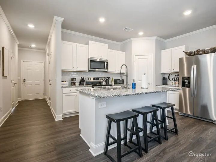 Stylish & Modern 3BR Home Near Chattahoochee River Rent this location on Giggster