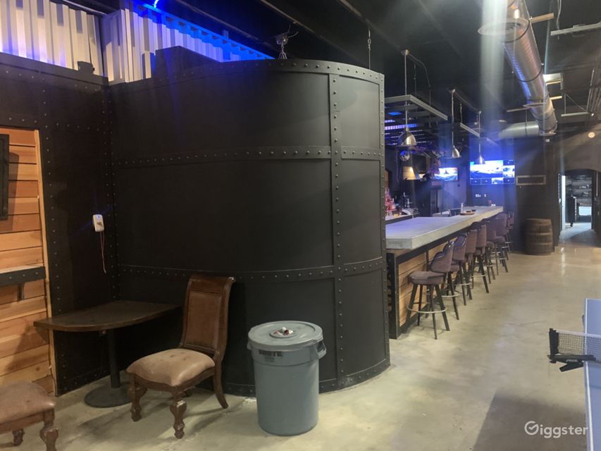 Spacious Large Open Bar Event Space Rent this location on Giggster