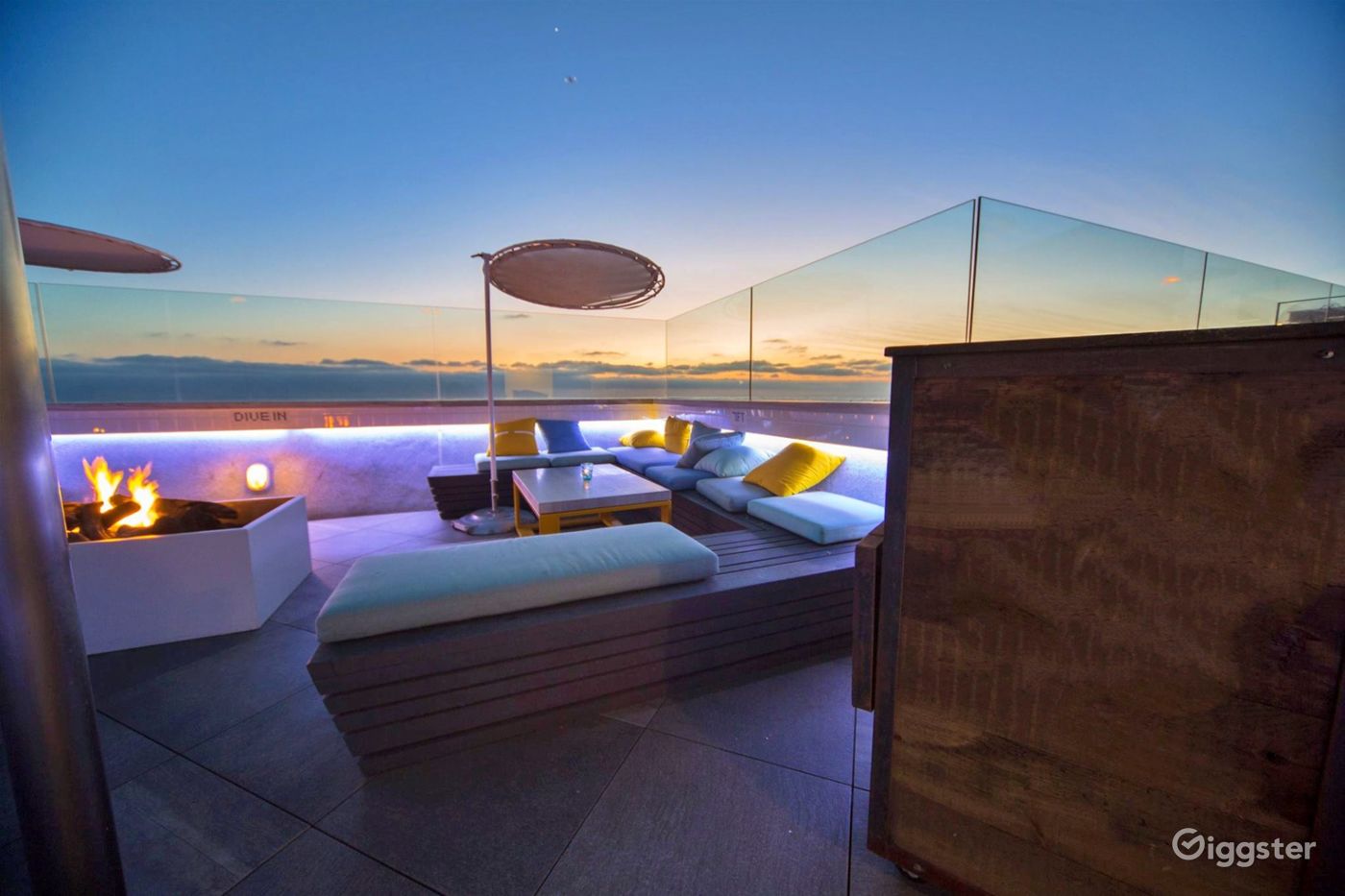 Rooftop Sushi Lounges Rent this location on Giggster