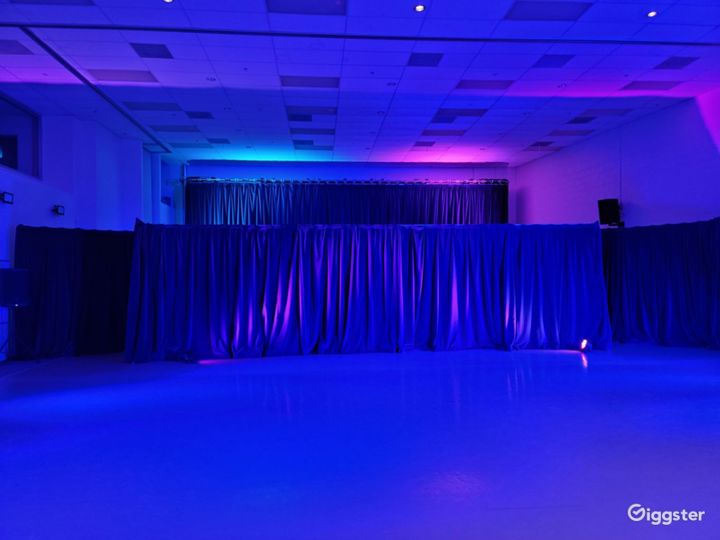 STUDIO STAGE Rent this location on Giggster