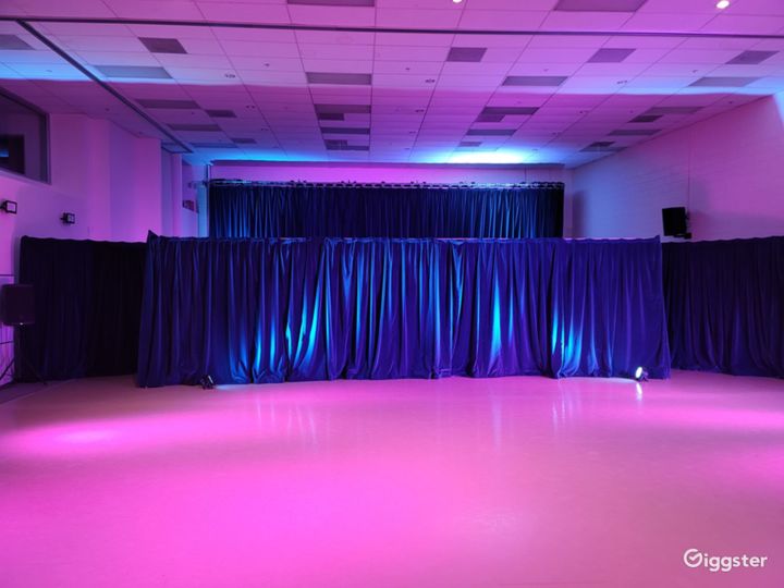 STUDIO STAGE Rent this location on Giggster