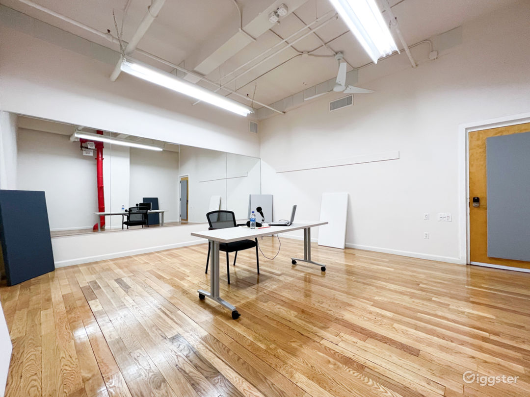  Cre8ive 3-1: Flexible Chelsea Space 
