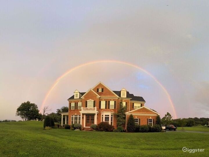 Large colonial in Northern Virginia Rent this location on Giggster